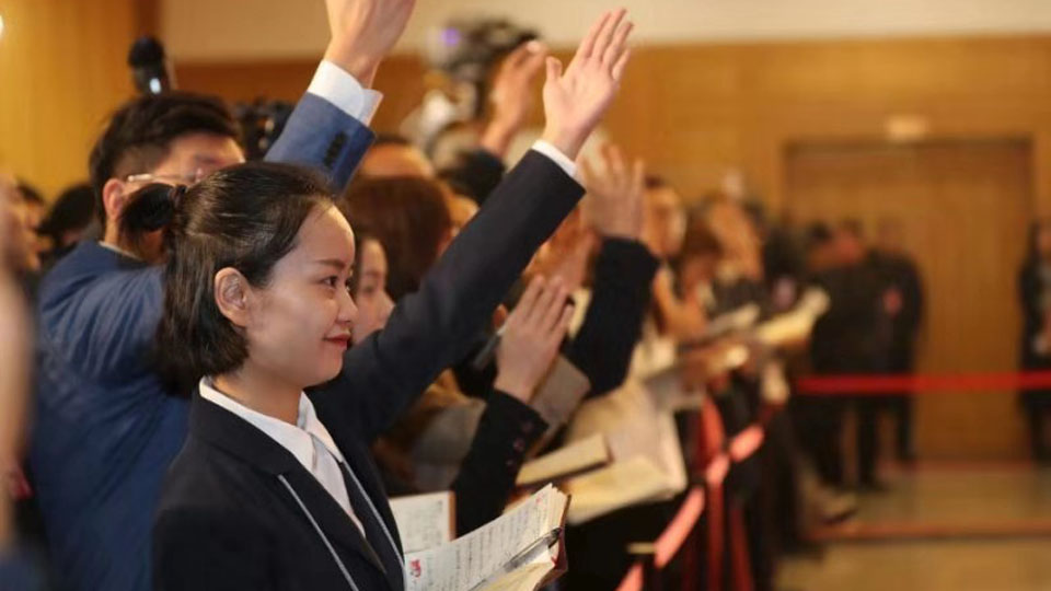 開啟！河南省十三屆人大三次會(huì)議舉行首場(chǎng)代表通道