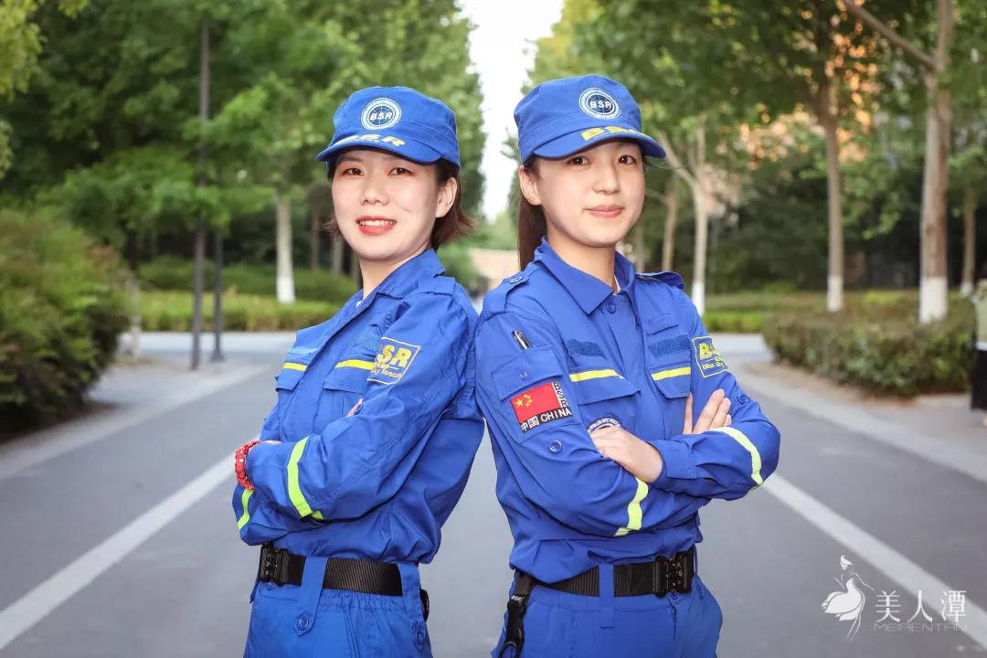 美人潭|職場(chǎng)女神 鄭州紅十字藍(lán)天應(yīng)急救援隊(duì)：巾幗不讓須眉，有需要的地方就有藍(lán)天