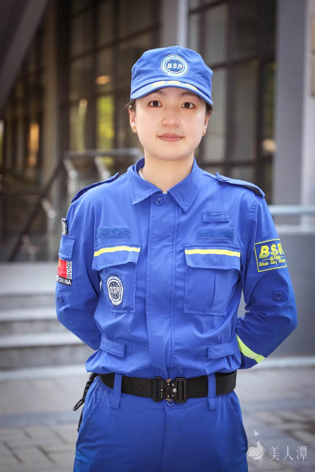 美人潭|職場(chǎng)女神 鄭州紅十字藍(lán)天應(yīng)急救援隊(duì)：巾幗不讓須眉，有需要的地方就有藍(lán)天